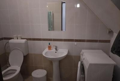 Casă cu 3 camere cu Teren 306 Mp în Central