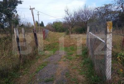 Teren intravilan de vanzare, 1400 mp, zona Bercu Rosu - 8