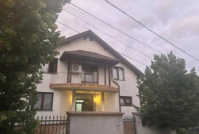 Casa ,zona Ford, suprafata utila 360 mp,teren 518 mp