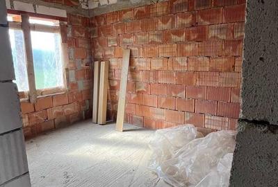 Casă cu 2 camere în Plopiș - 4
