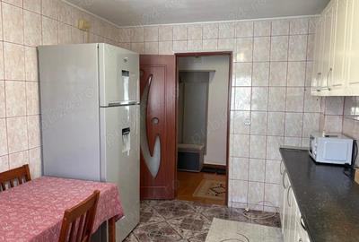 Apartament cu 3 camere decomandat - 7