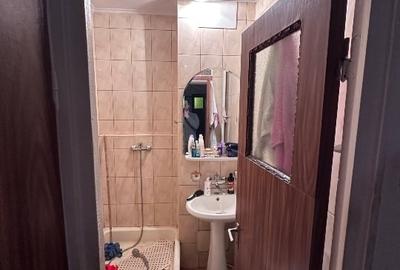 Apartament cu 4 camere decomandat, mobilat în Brâncoveanu - 12