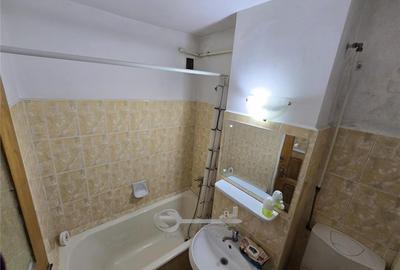 Apartament cu 2 camere decomandat în Alexandru cel Bun - 8