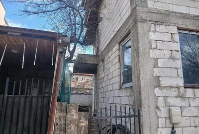 Casă cu Teren 120 Mp în Nerva Traian - 1