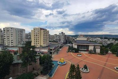 Apartament bloc Mobilux, vedere panoramica superba - 7