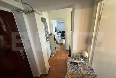 Apartament 2 camere, decomandat, cartier 9 Mai - 2