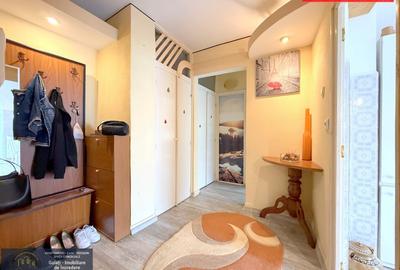 Apartament cu 2 camere decomandat în Micro 17 - 4