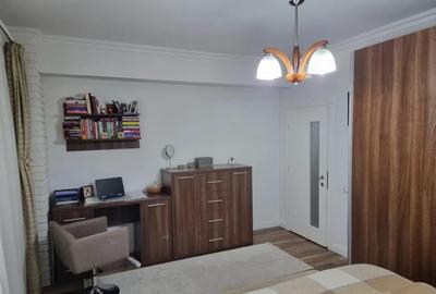 Apartament cu 3 camere decomandate Bloc Nou - Zona George Enescu - 2