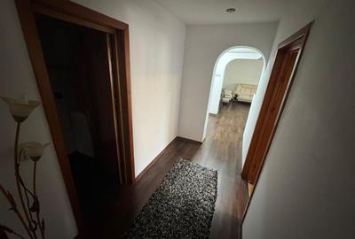Apartament cu 3 camere circular în Central - 14