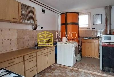 Casă cu 7 camere cu Teren 700 Mp în Praid - 9