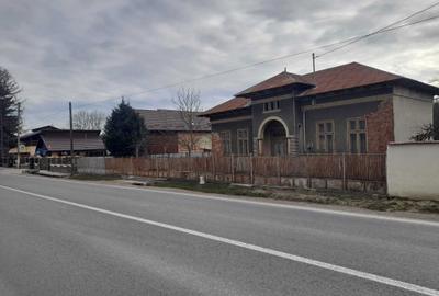 Casă cu 4 camere în - 7