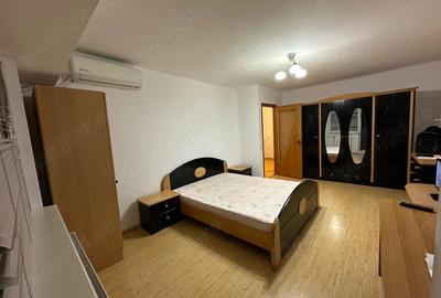 Garsonieră decomandată în Rahova