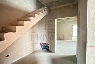 GIROC - Duplex despartit prin camera tehnica - 5 Camere - 3 Bai GIROC - Duplex despartit prin camera tehnica - 5 Camere - 3 Bai - 2