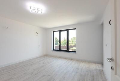 Casă individuală cu 3 camere cu Teren 400 Mp în 9 Mai - 8