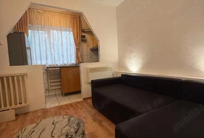 Garsonieră decomandată în CET - 1