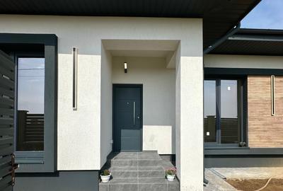 Casa - 4 Camere | Teren 370 mp - Panouri fotovoltaice - 5 min STB - 3