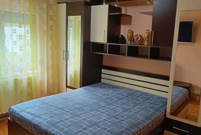 Apartament cu 2 camere decomandat, mobilat în Piața Centrală - 4