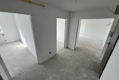 Apartament cu 2 camere decomandat în Pietroasa - 2
