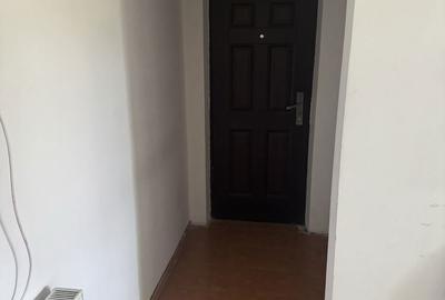 Garsonieră decomandată în Central - 4