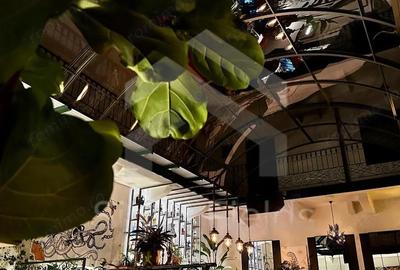 Se vinde Bar-Restaurant la cheie | Piata Unirii - 10