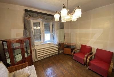 Apartament 2 camere, 39 mp, decomandat, zona Sfanta Vineri