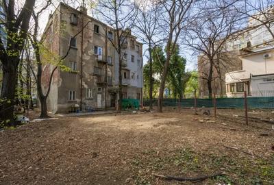 Casă cu 7 camere cu Teren 476 Mp în Unirii - 9