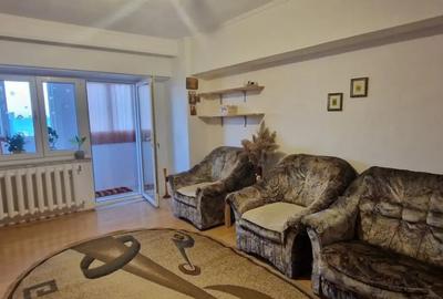 Garsonieră decomandată în Poarta 6 - 6