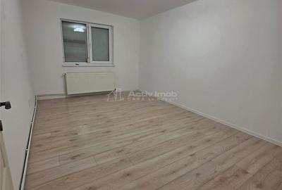 Apartament cu 3 camere semidecomandat în Micro 9 - 7