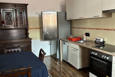 Apartament cu 3 camere decomandat în Central - 4