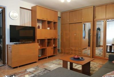 Garsonieră, mobilată în Casa de Cultură - 13