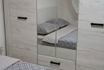 Apartament cu 2 camere decomandat în Palazu Mare - 3