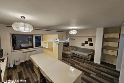 Apartament cu 3 camere semidecomandat, mobilat în Ultracentral
