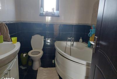 Casă cu 5 camere cu Teren 680 Mp în Clinceni - 9