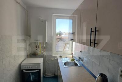 Apartament de inchiriat, cu 2 camere, 50 mp, zona Aleea Smar - 2