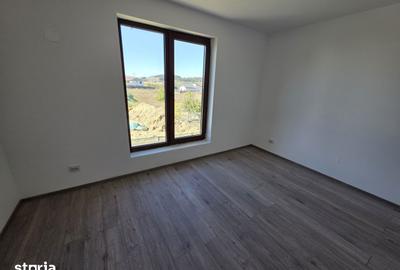 Casă cu 4 camere cu Canalizare în Hărman - 3