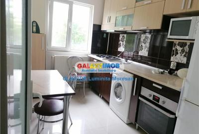 Apartament cu 3 camere decomandat în Micro 6