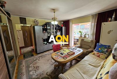 Apartament cu 3 camere semidecomandat, mobilat în Cetate