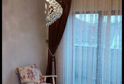 Inchiriez apartament central 380 eur luna sau 200 lei zi - 1