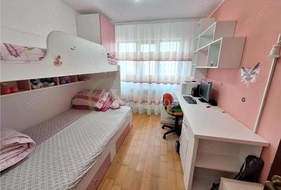 Apartament 3 camere semidecomandat, renovat si semi-mobilat, zona Cora-Bacau Apartament 3 camere semidecomandat, renovat si semi-mobilat, zona Cora-Bacau - 5