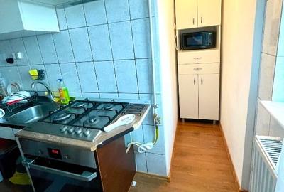 Apartament cu 4 camere decomandat, mobilat în Ostroveni - 12