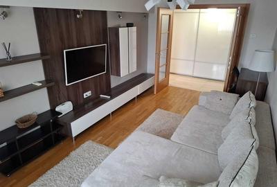 Apartament cu 3 camere decomandat, mobilat în Văcăresti - 2