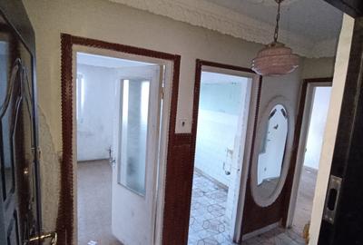 Apartament cu 2 camere semidecomandat în Narcisa - 4