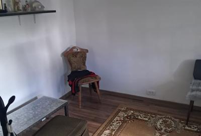 Casă cu 3 camere cu Garaj în Brătianu - 9
