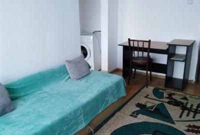 Apartament cu 2 camere semidecomandat, mobilat în Mănăștur