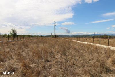 Teren de 600 mp, în Central - 3