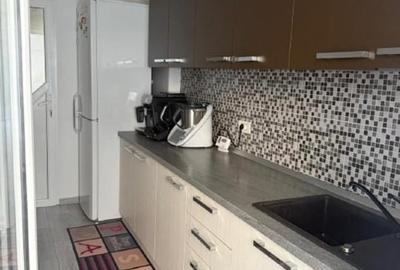 Apartament 3 Camere de Vanzare - 10
