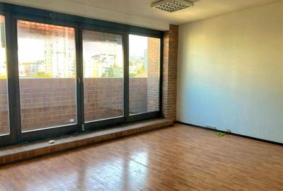 Birou, de 2,300 mp, în Central - 8