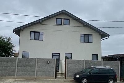 Casă cu 2 camere cu Teren 250 Mp în Central - 7