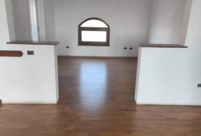 Casă cu 7 camere cu Teren 2500 Mp în Marginea - 13