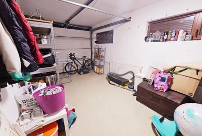 Vanzare vila 6 camere, mobilata si utilata, in Banesti Vanzare vila 6 camere, mobilata si utilata, in Banesti - 18